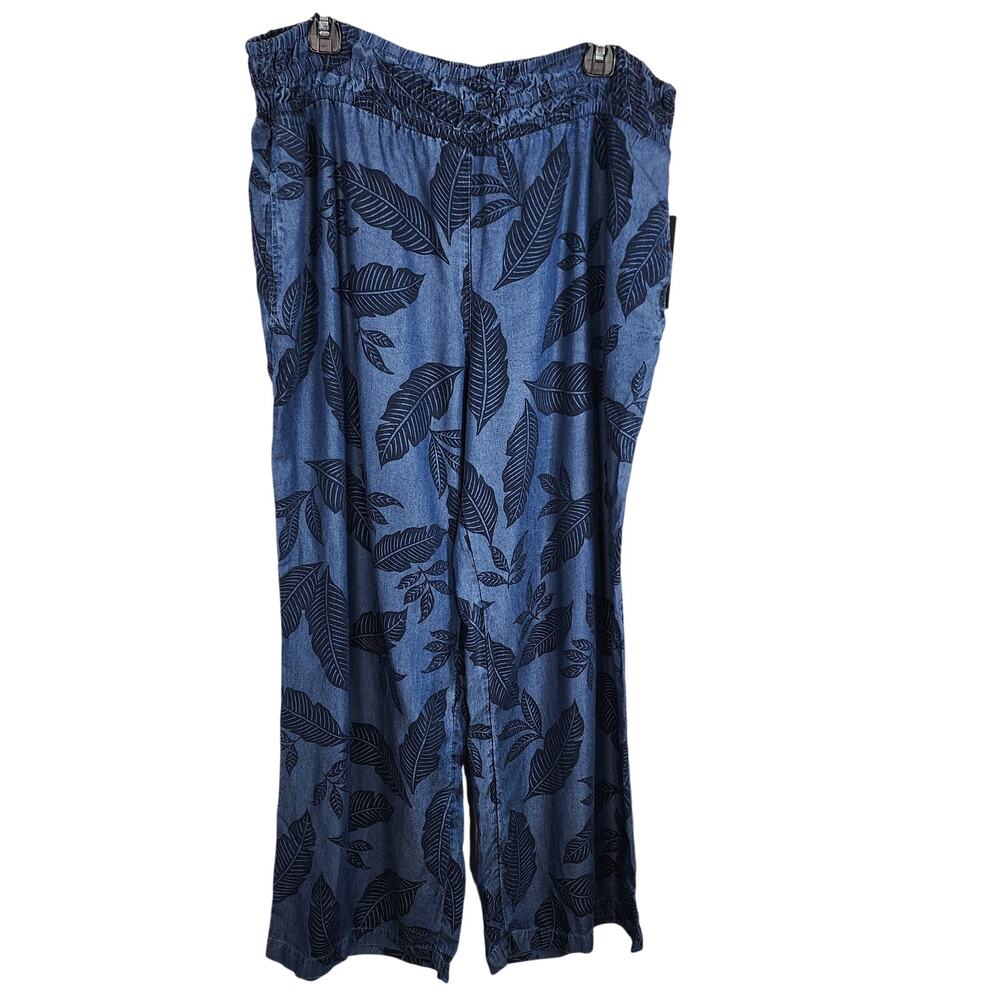 Land 'n Sea Women Wide Leg Pants XL Blue Smocked Pull On Tropical Floral Lyocell